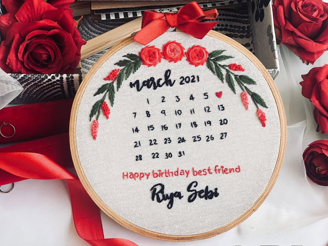 Friendship Goals: Personalized Gifts for Your BFF